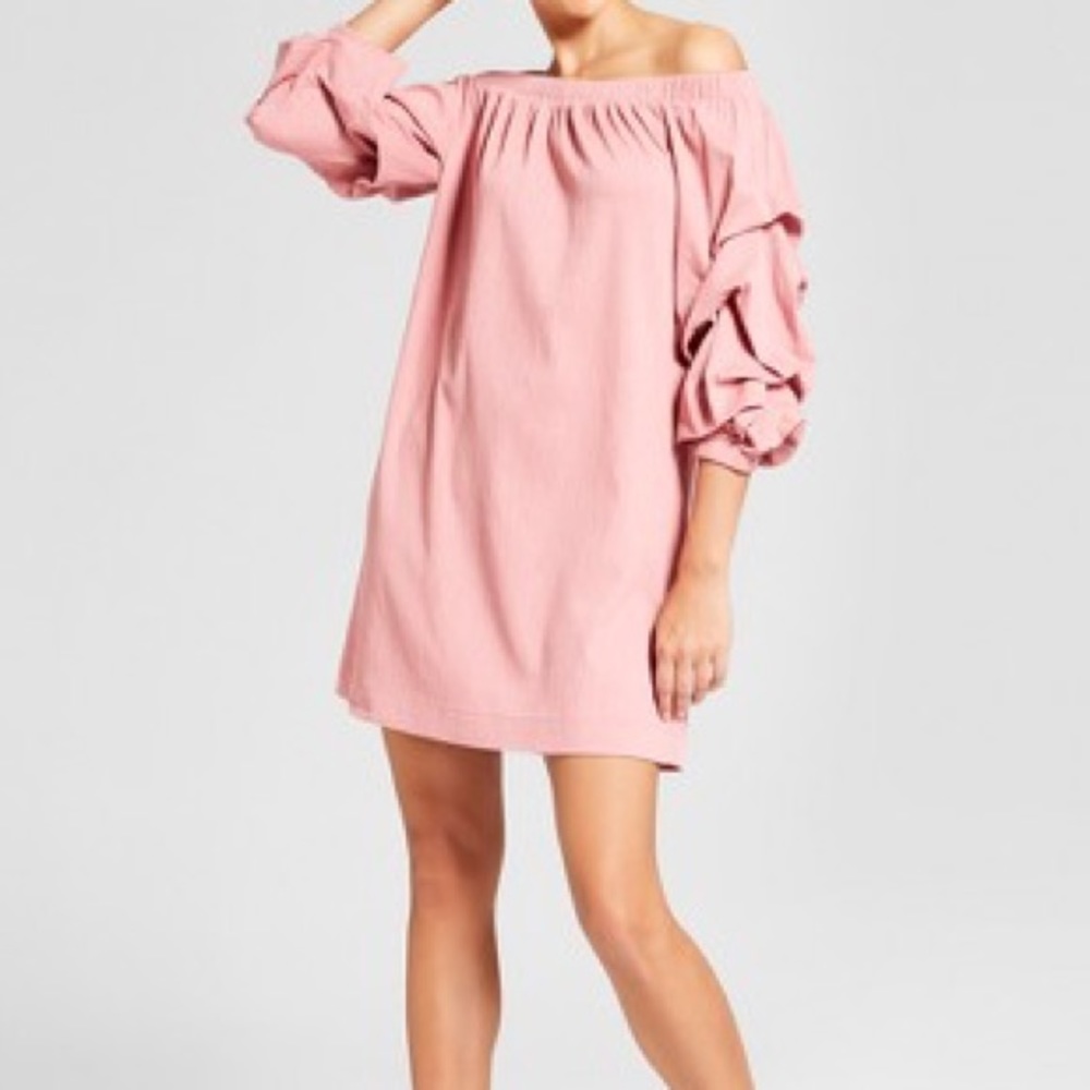 Off the shoulder ruffle sleeve dress